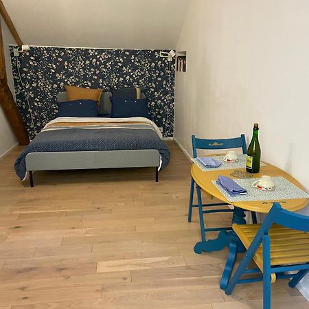 Chambre Double Avec Salle De Bains Privee Quintin Exteriér fotografie